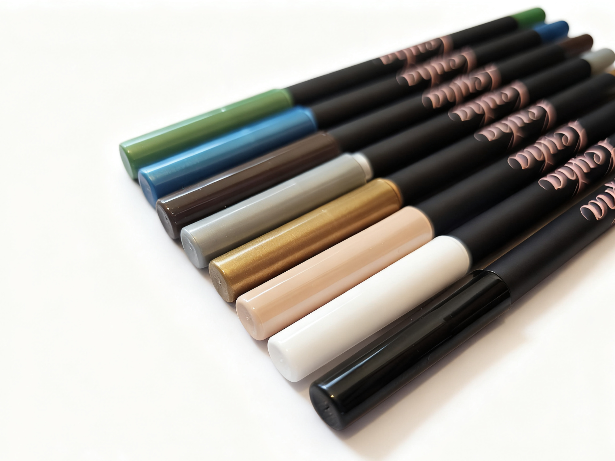 Long lasting eyeliner